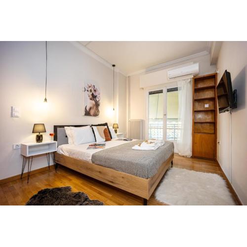 City Center Cafe Apartment