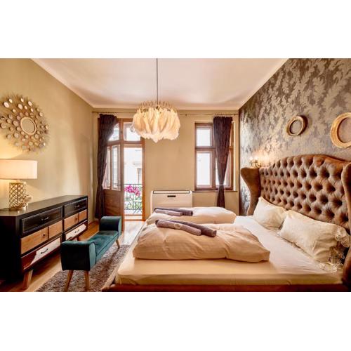 City Center Stylish 3 Bedroom Apartment