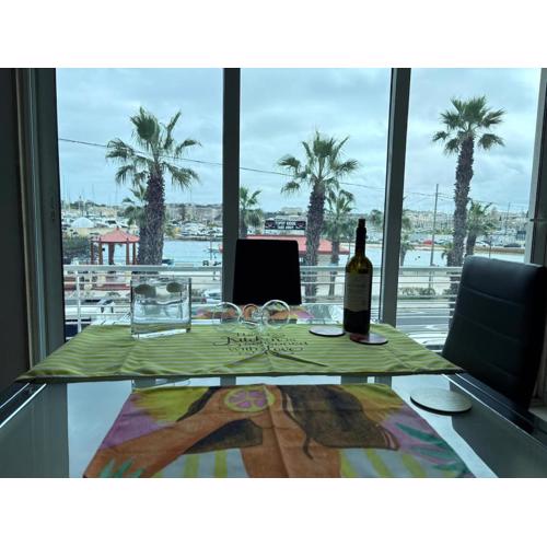City Centre with Sea-View Gzira Malta