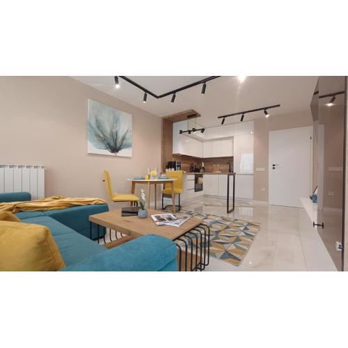 City Oasis near Airport, IEC, Metro station by Keybox
