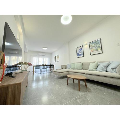 City Rendezvous 3 Bedroom Flat