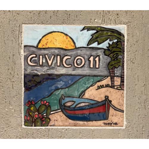 Civico 11