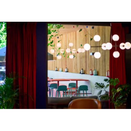 ClapClap Hôtel, Food & Bar