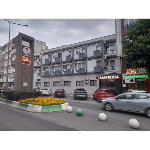 Class Hotel