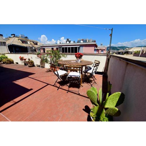 Classicosuitetti attico con terrazza solarium al piano