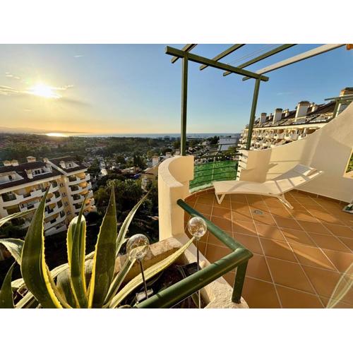 Classy flat w/ impressive VIEWS