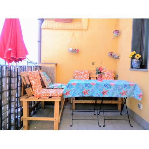 Click Center Apartment