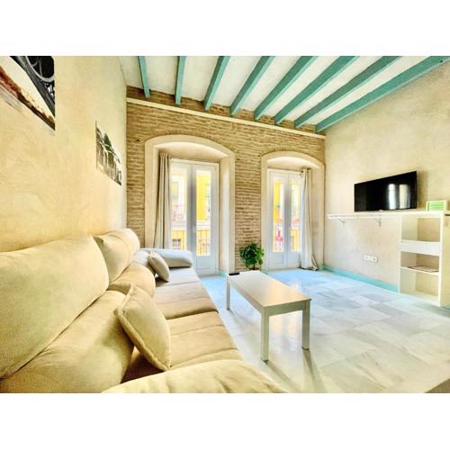 Click Triana Apartment