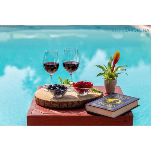 ClickSardegna Villa Angelica con piscina e giardino