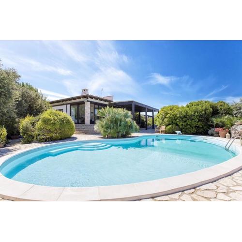 ClickSardegna Villa Paraiba fronte mare per 12 persone