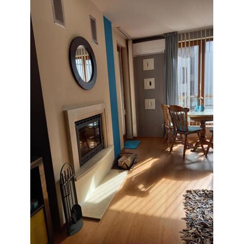 Close to Gondola-Colorful One Bedroom Terrace&Fire