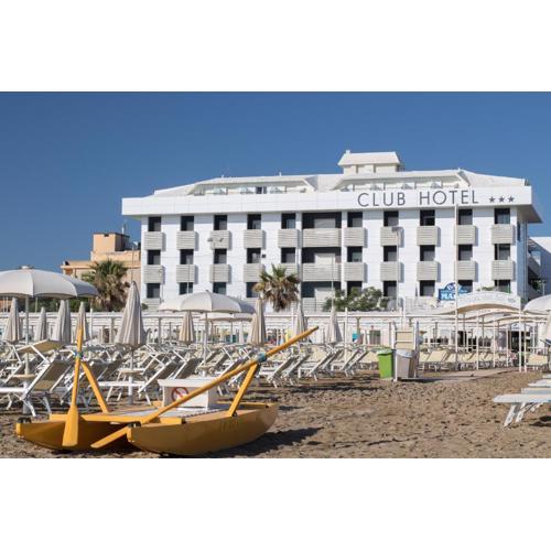 Club Hotel