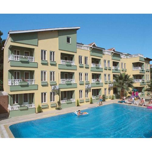 Club Sunset Apartments