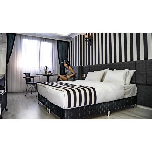 Cnr İnci Hotel