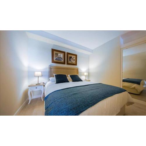 Colon Suites