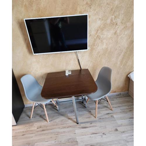 Colonel apartment 953