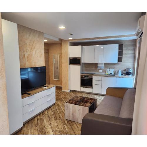 Colonel apartment dream