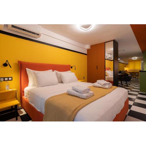 Color Bliss Pagrati Apartment