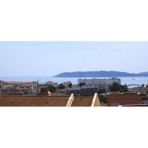 Comfortable 40 m apartment with sea view