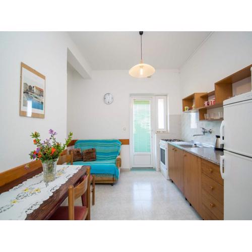 Comfortable Kastel Stafilic Apartment with Balcony - Two Bedroom Apartment with Balcony and Sea View