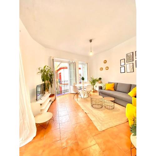 Comfortable studio old town, parking optional