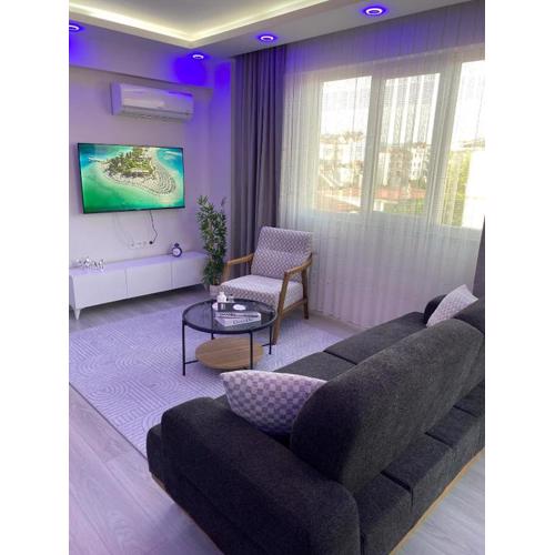 Comfortable, stylish, centrally located apartment