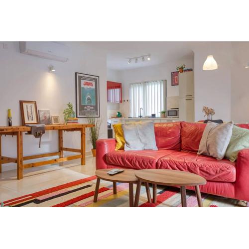Comfy 1BR near a stunning beach