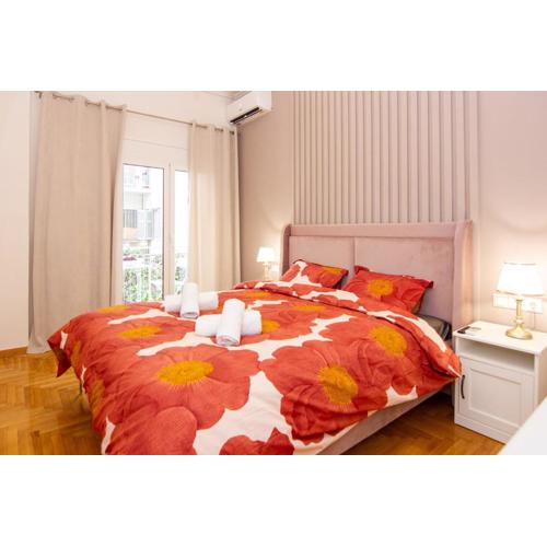 Comfy 2 bedroom apartment in Exarchia
