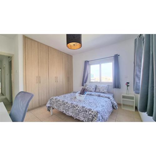 Comfy and Exquisite ROOMS in a Shared 3BR Apartment Near Main Harbor, City Center