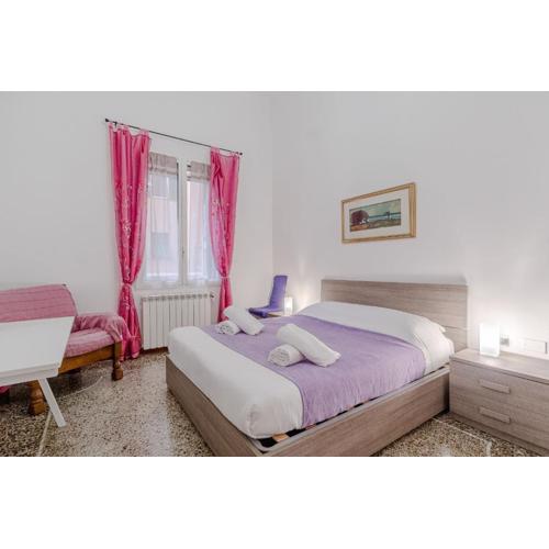 Comfy Apartment in Genova\