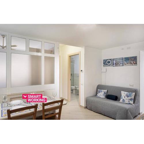 Comfy Apartment Near the Harbor by Wonderful Italy