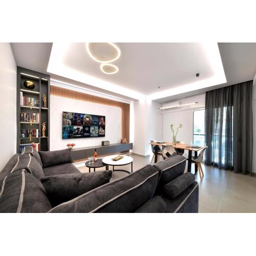 Comfy Penthouse - 200m from Attiki Metro