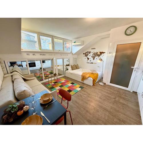 Comfy Studio by Cosher