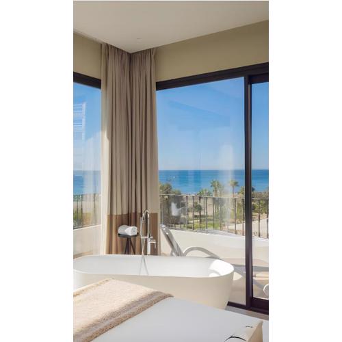 Comfy Studios Hotel
