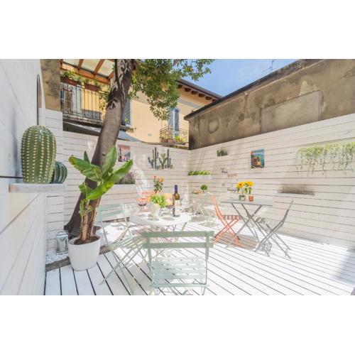 Como Dreams Apartments by Rent All Como