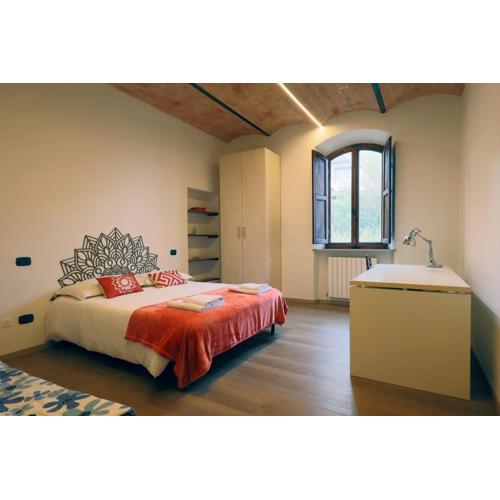 Comodo appartamento, subito fuori le mura