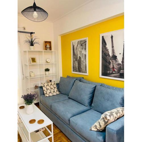 Compact Chic Athens