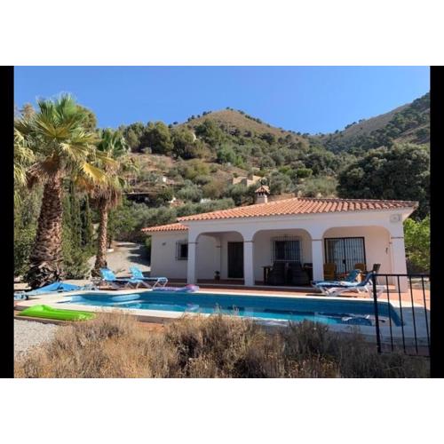 Cómpeta Málaga Oct to Mar Reduced Stay Deals