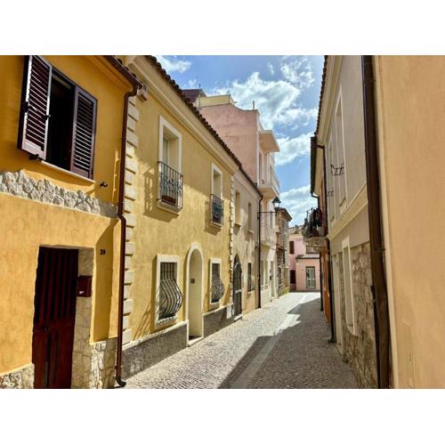 Completely renovated 2BR spacious & stylish Town House-AMAZING