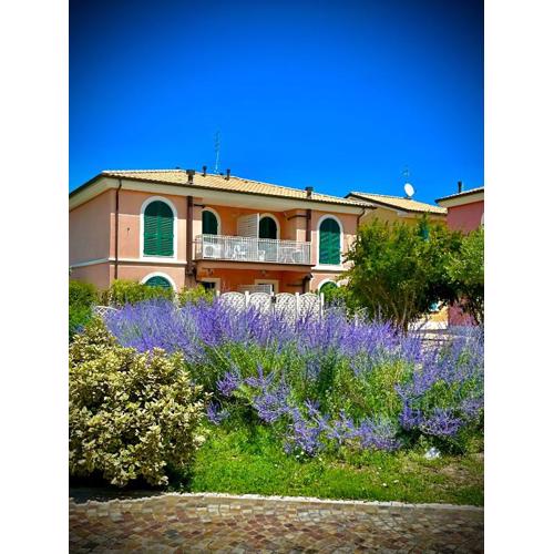 Conero Casa - Marcelli di Numana in Piazzale Eolie 6 con Parcheggio Esclusivo
