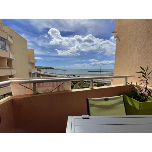 Confortable T2 à Sète avec vue mer, parking et WiFi - FR-1-338-111