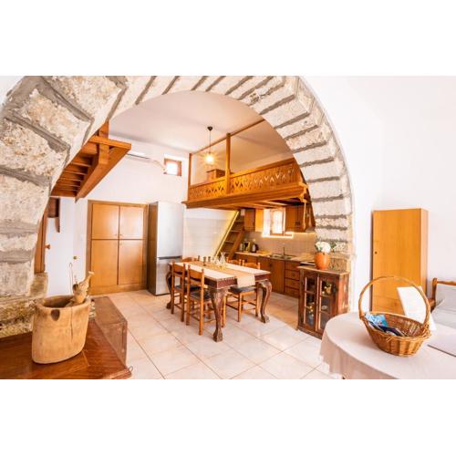 Constantino Traditional Retreat - 19th century residence