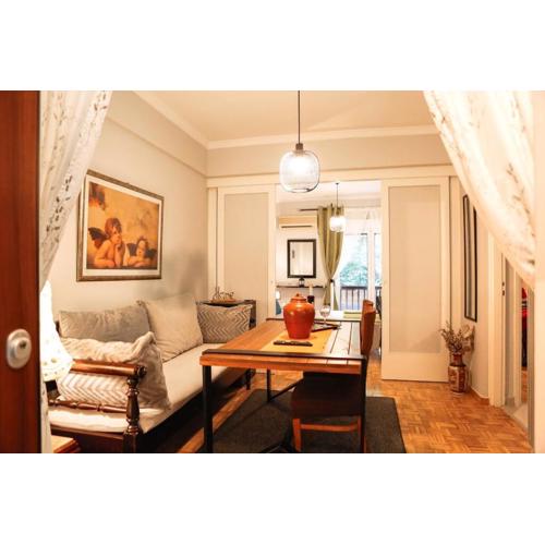 “Contessina Athens Suite #731”