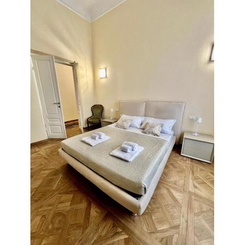 Contesso Luxury Apartment