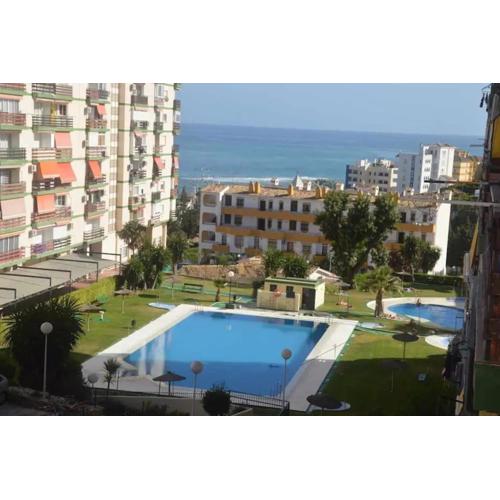 Coqueto Apto Benalmádena Playa