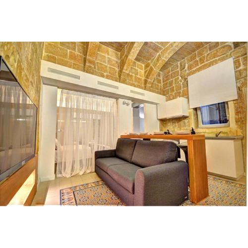 Coral Apartment (Valletta)