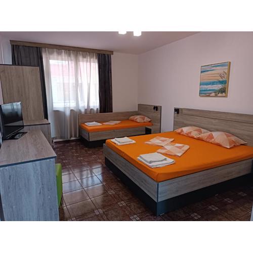 Coral Family Hotel