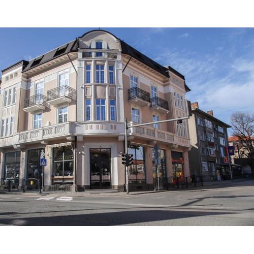 Corner House