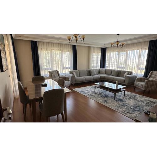Corner luxury suit
