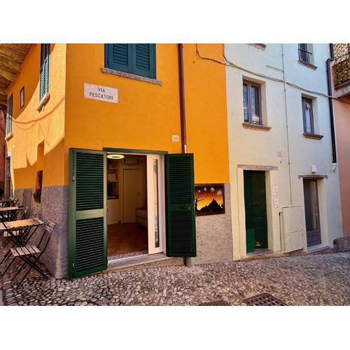 Corner Pescatori studio apartment